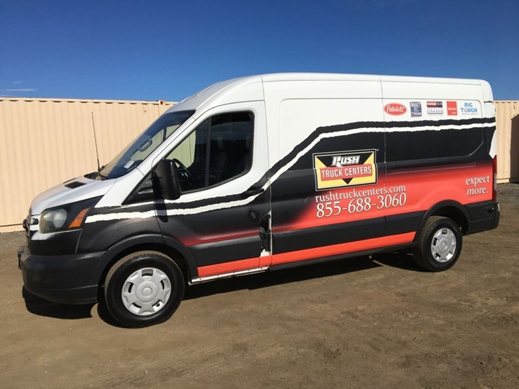 2017-ford-transit-image-1