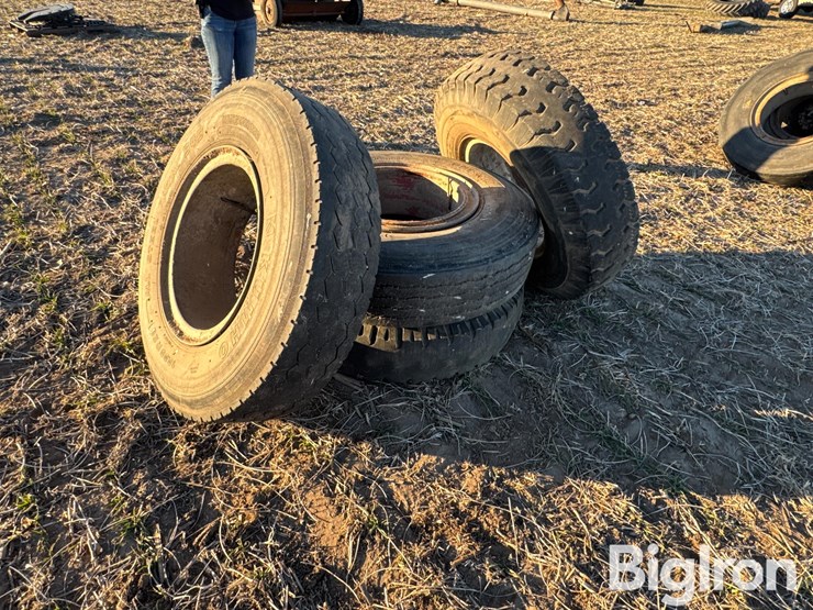 10.00r20-tires-&-rims-image-4