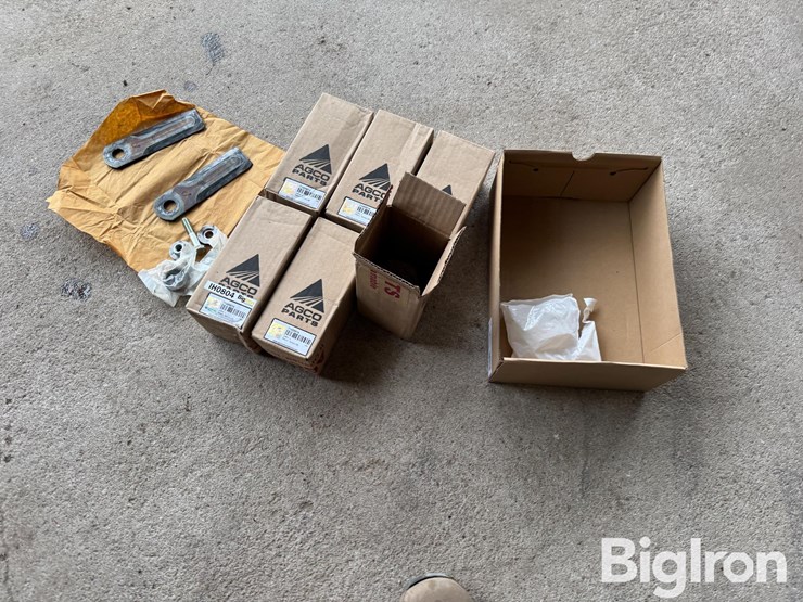 agco-combine-chopper-knives-image-9