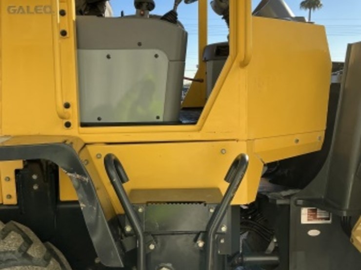 komatsu-wa100-5-image-14