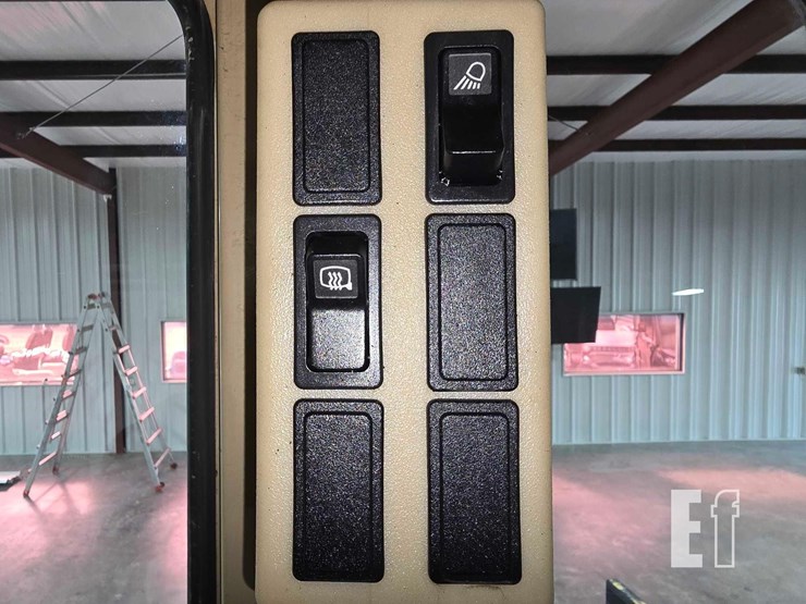 2006-caterpillar-140h-image-23