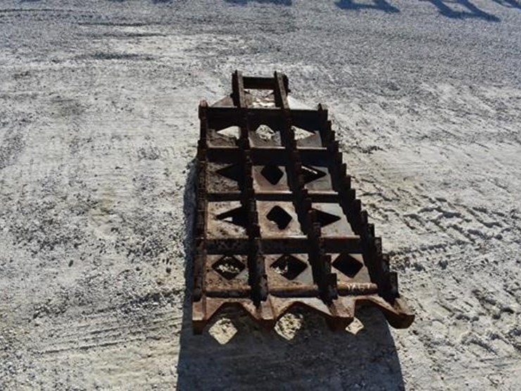 thumb-30inch-excavator-thumb-38936-image-3