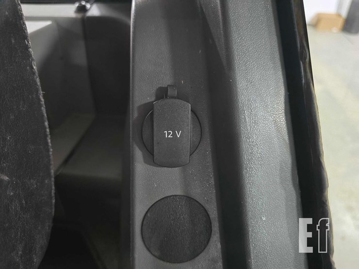 2016-caterpillar-303.5e2-cr-image-40