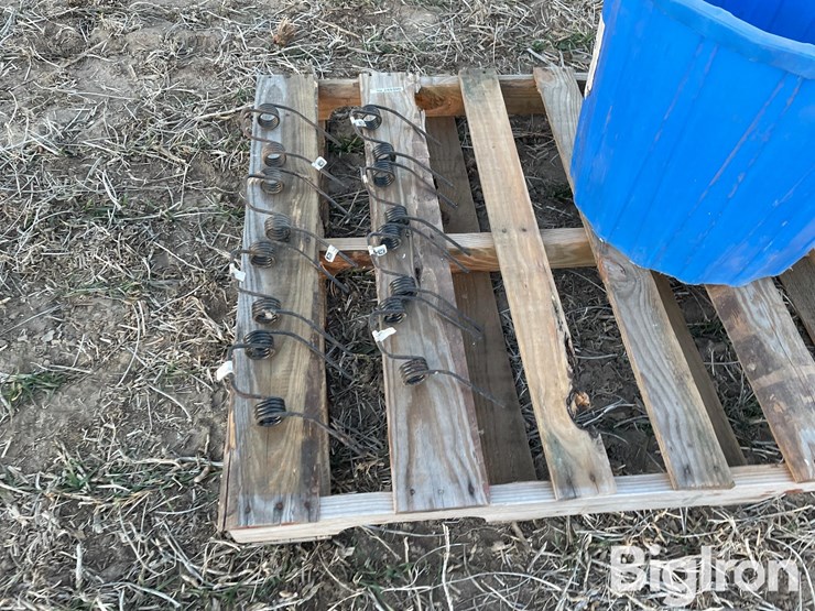 side-delivery-rake-teeth-image-9