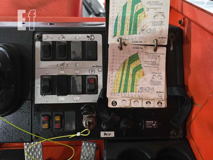 2019-skyjack-sj8831rt-image-26