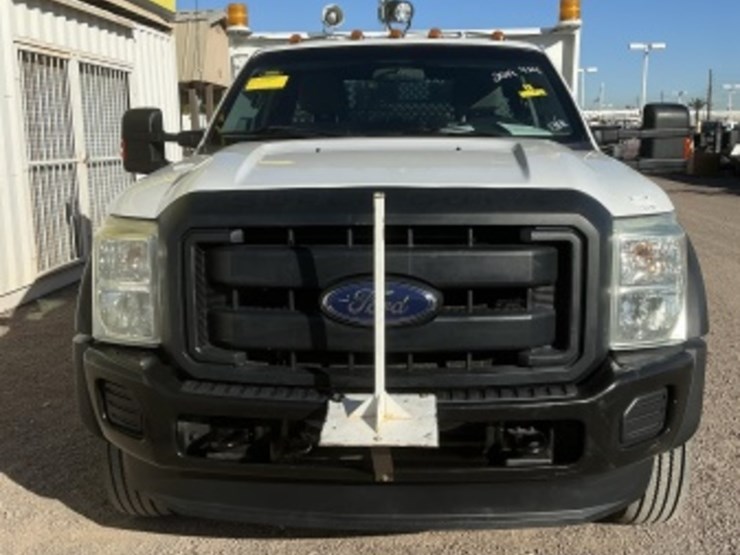 2014-ford-f550-image-3