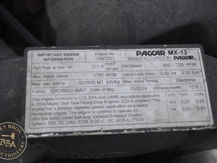 2015-peterbilt-579-image-57