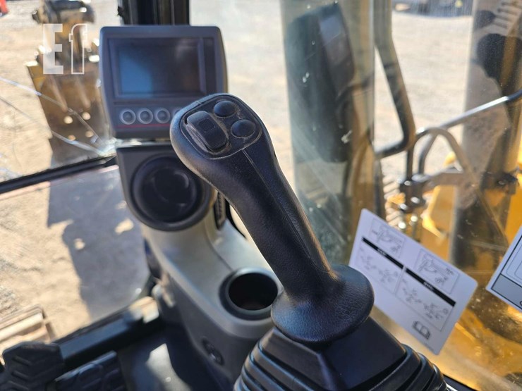 2018-caterpillar-313flgc-image-16