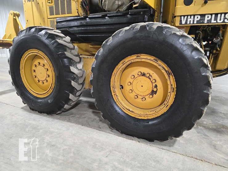 2005-caterpillar-140h-image-26