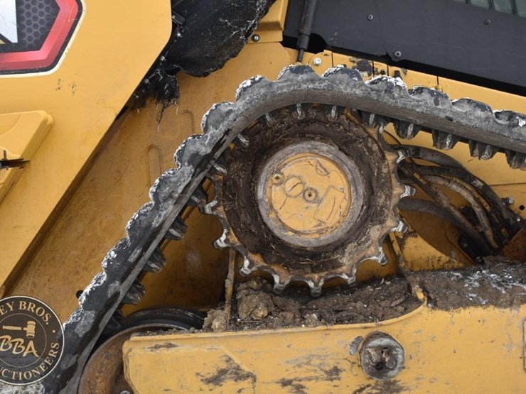 2019-caterpillar-299d3-xe-image-32