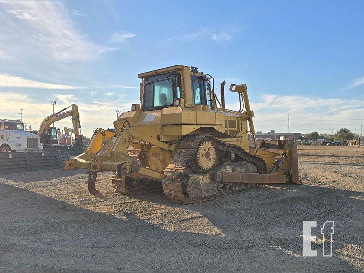2007-caterpillar-d6r-image-3