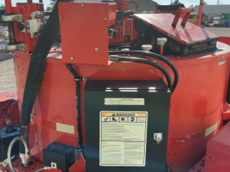 2018-crafco-ss250d-towable-crack-sealer-image-11