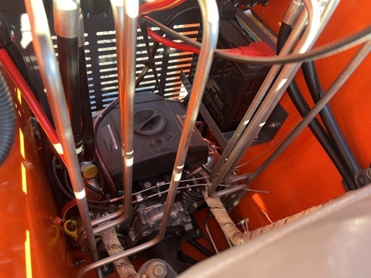 2025-hurricane-hrc700-mini-compact-track-loader-image-17