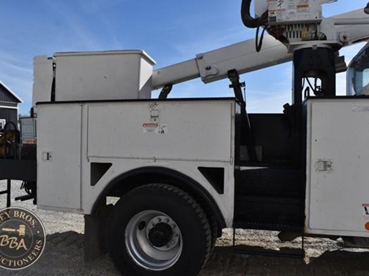 2012-international-durastar-4300-image-22