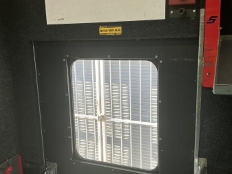 2018-freightliner-mt55-image-29