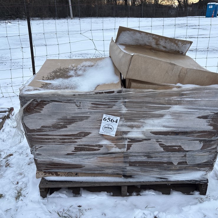 #6564 • E1. Mounting straps and brackets for round hydraulic tank