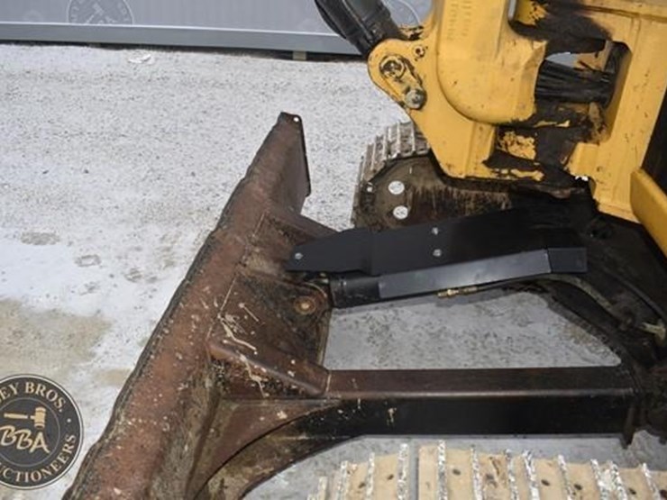 2012-caterpillar-308e-image-32