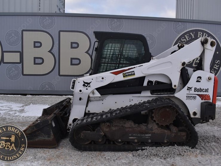 2021-bobcat-t870-image-2