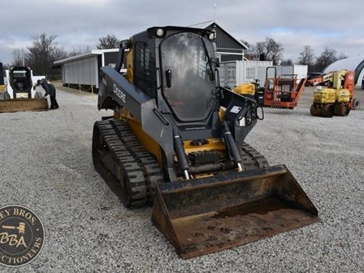 2019-deere-333g-image-19