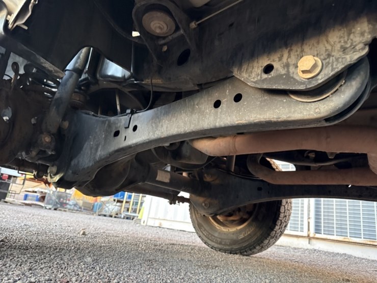 2009-ford-f350-image-37