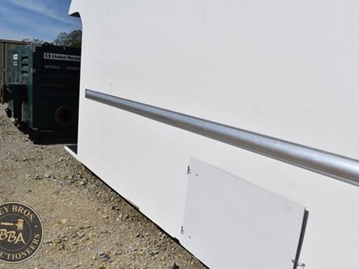 truck-bed-tpi-composites-18ft-delivery-body-38953-image-23