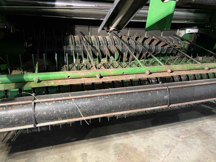 john-deere-561m-image-20