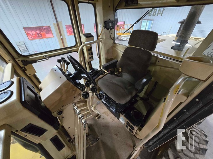 2005-caterpillar-140h-image-14