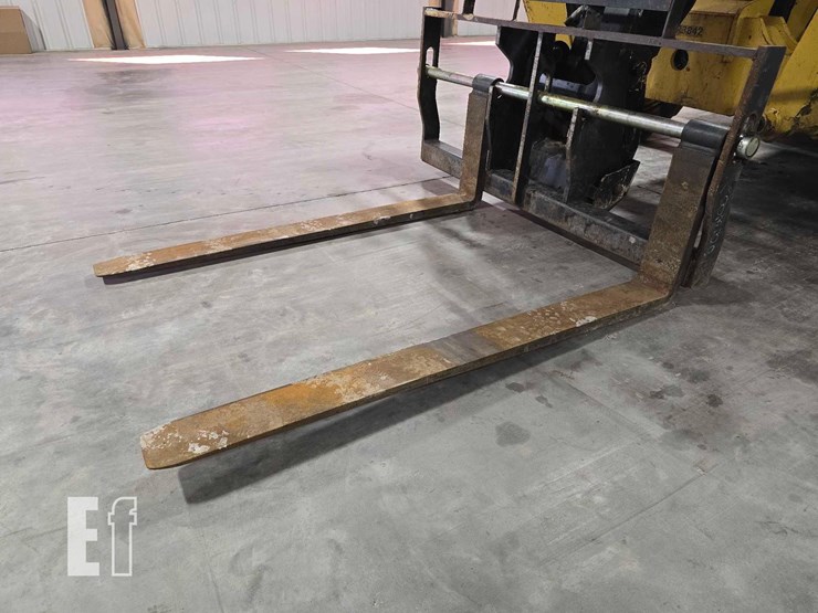 2018-caterpillar-tl1255d-image-9