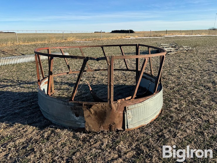 round-bale-feeder-image-4