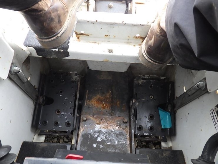 2020-bobcat-s70-image-16