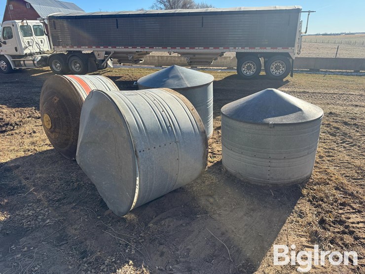 calf-shelter/hog-feeders-image-5