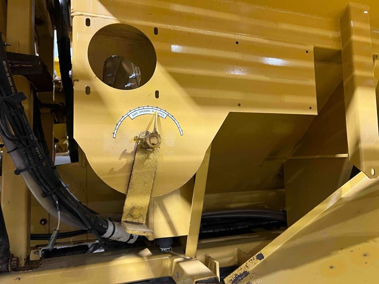 2012-ag-chem-tg8300-image-26