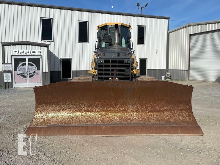 2012-deere-850k-xlt-image-7