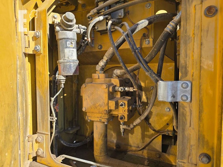 2018-caterpillar-313flgc-image-25