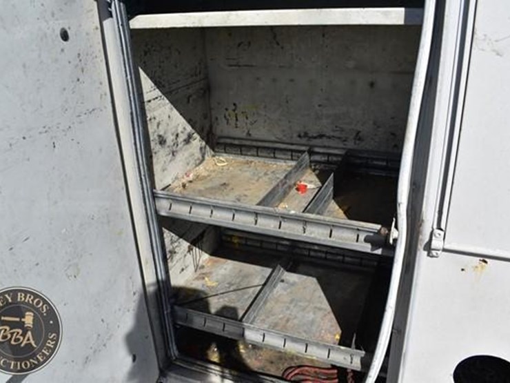 2007-gmc-topkick-c5500-image-30