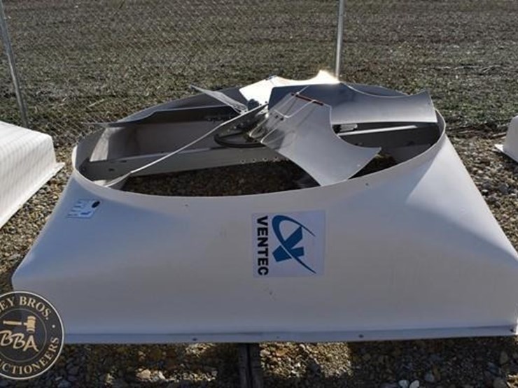 ventec-72in-barn-fan-38948-image-1