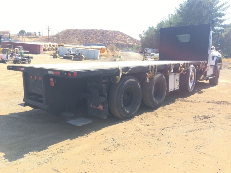 2017-international-workstar-7600-image-3