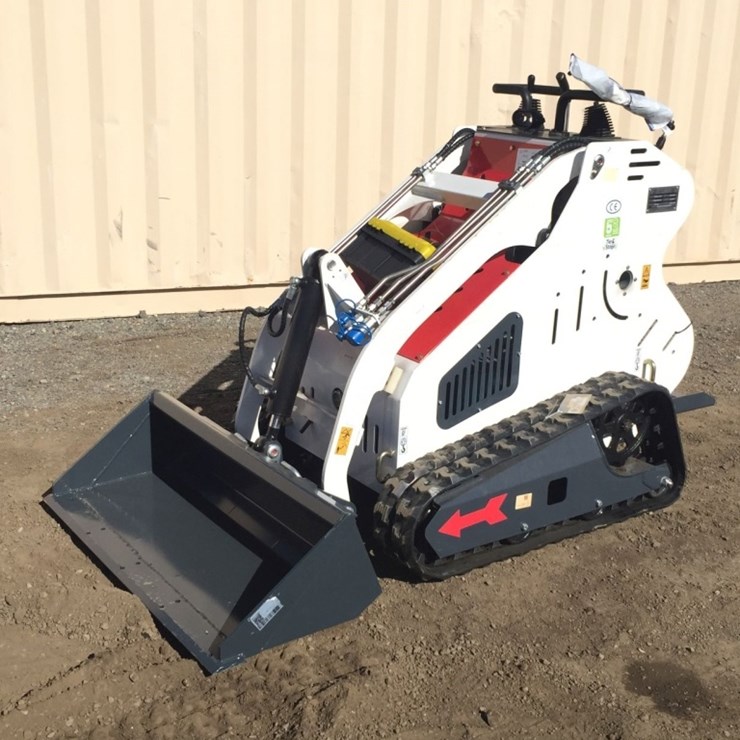 Unused 2025 DigSwift DSS40 Stand-On Compact Track