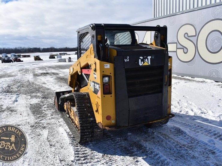 2019-caterpillar-259d-image-10