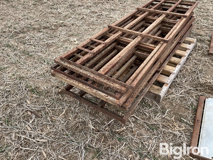 hog-farrow-crates-image-15