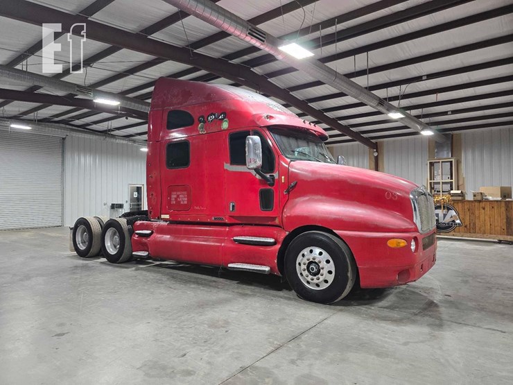 2016-kenworth-t2000-image-2