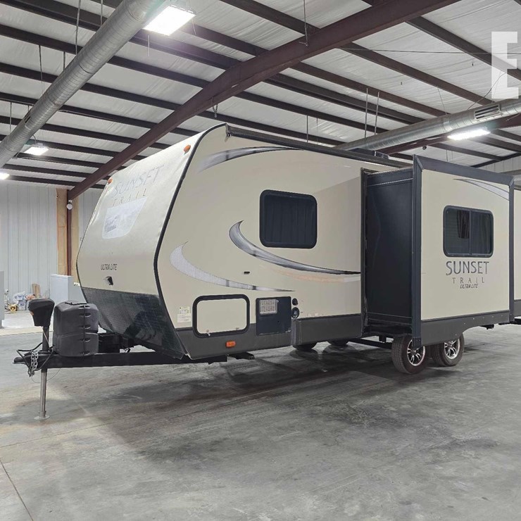 2016 CROSSROADS SUNSET TRAIL ULTRA LITE 237BH