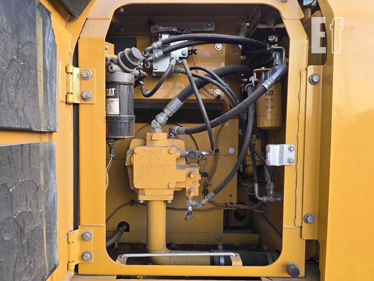 2019-caterpillar-313flgc-image-23