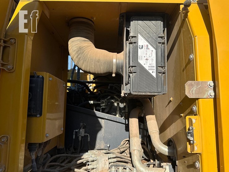 2023-xcmg-xe210u-image-25