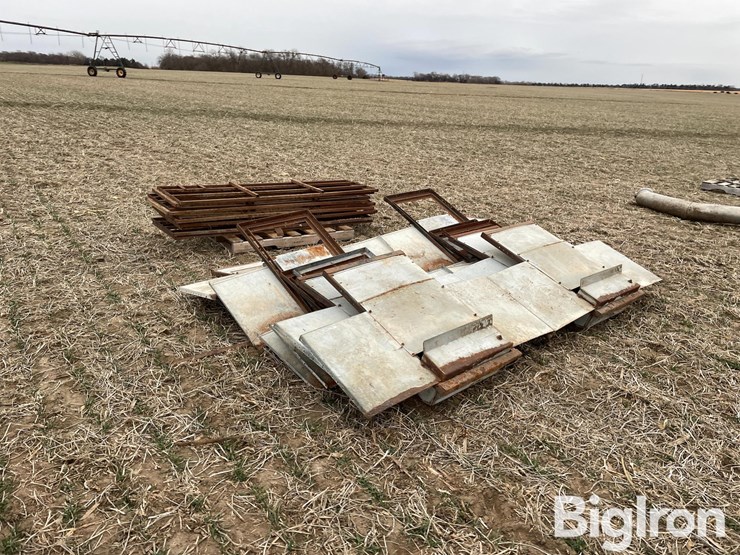 hog-farrow-crates-image-3