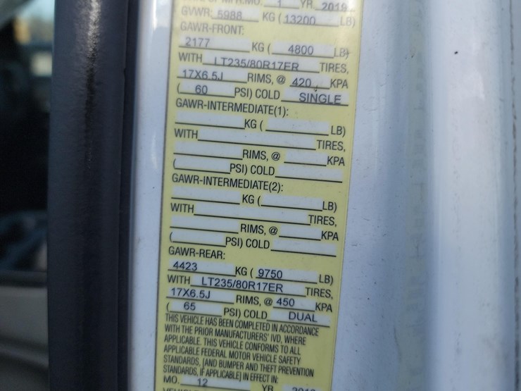 2019-chevrolet-3500-image-7