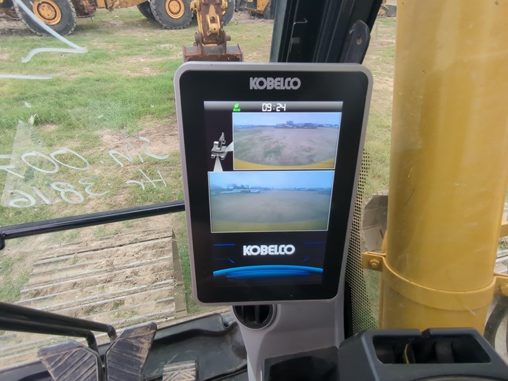 2022-kobelco-sk260-lc-image-22