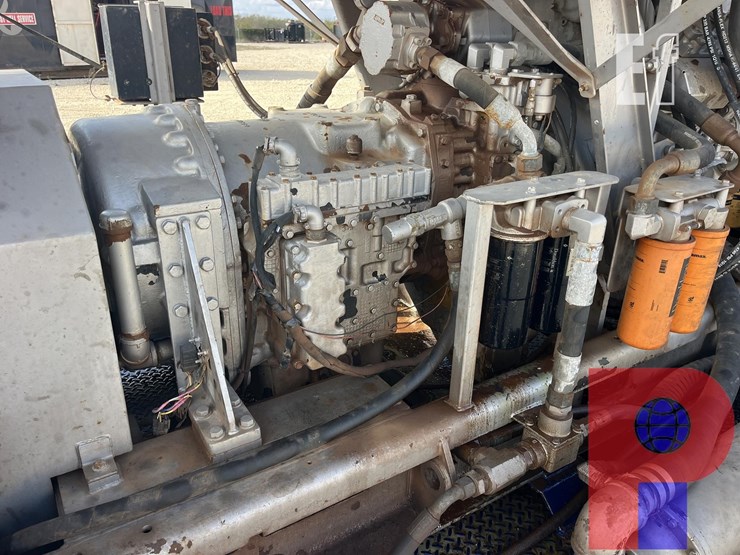 caterpillar-c32-image-17