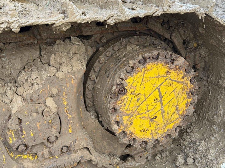 2021-komatsu-d61pxi-24-image-9