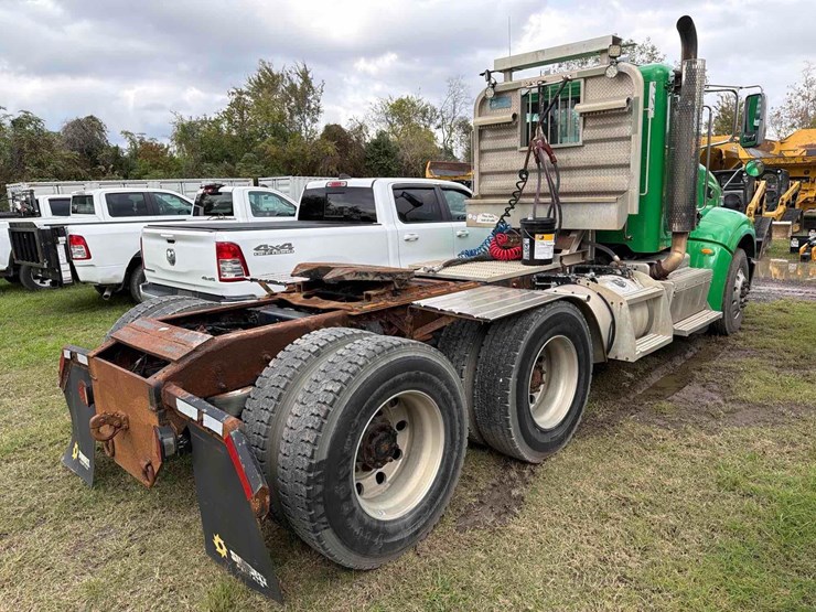 2014-peterbilt-386-image-4